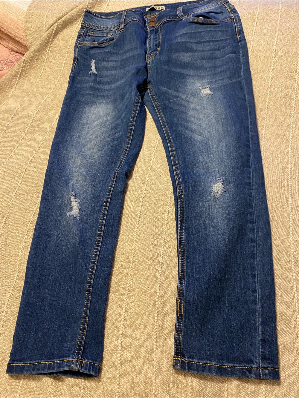 Encore distressed blue jeans. Sz 13